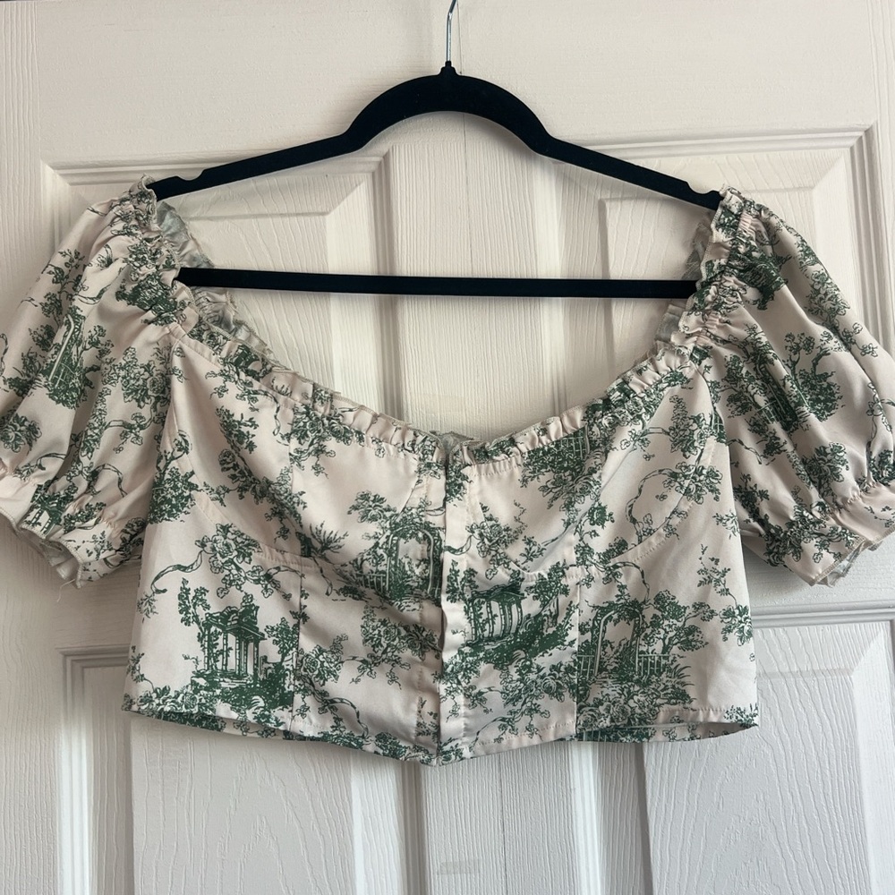 Green Floral Button Up Top